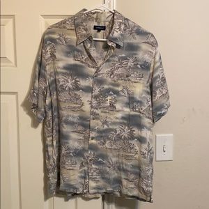 Hawaiian Button Down L Croft&Barrow